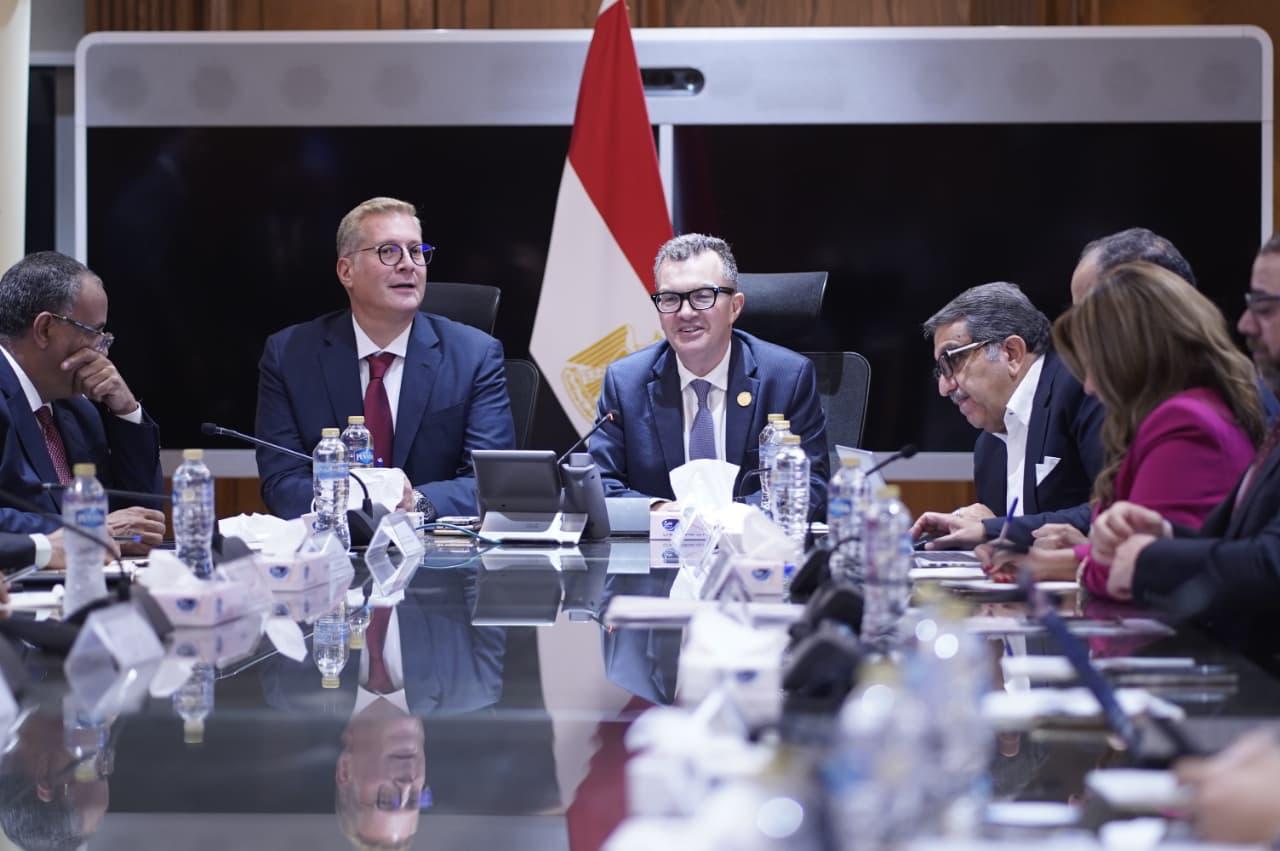 Egypt steps up efforts to boost oil, gas production, investment – Dailynewsegypt