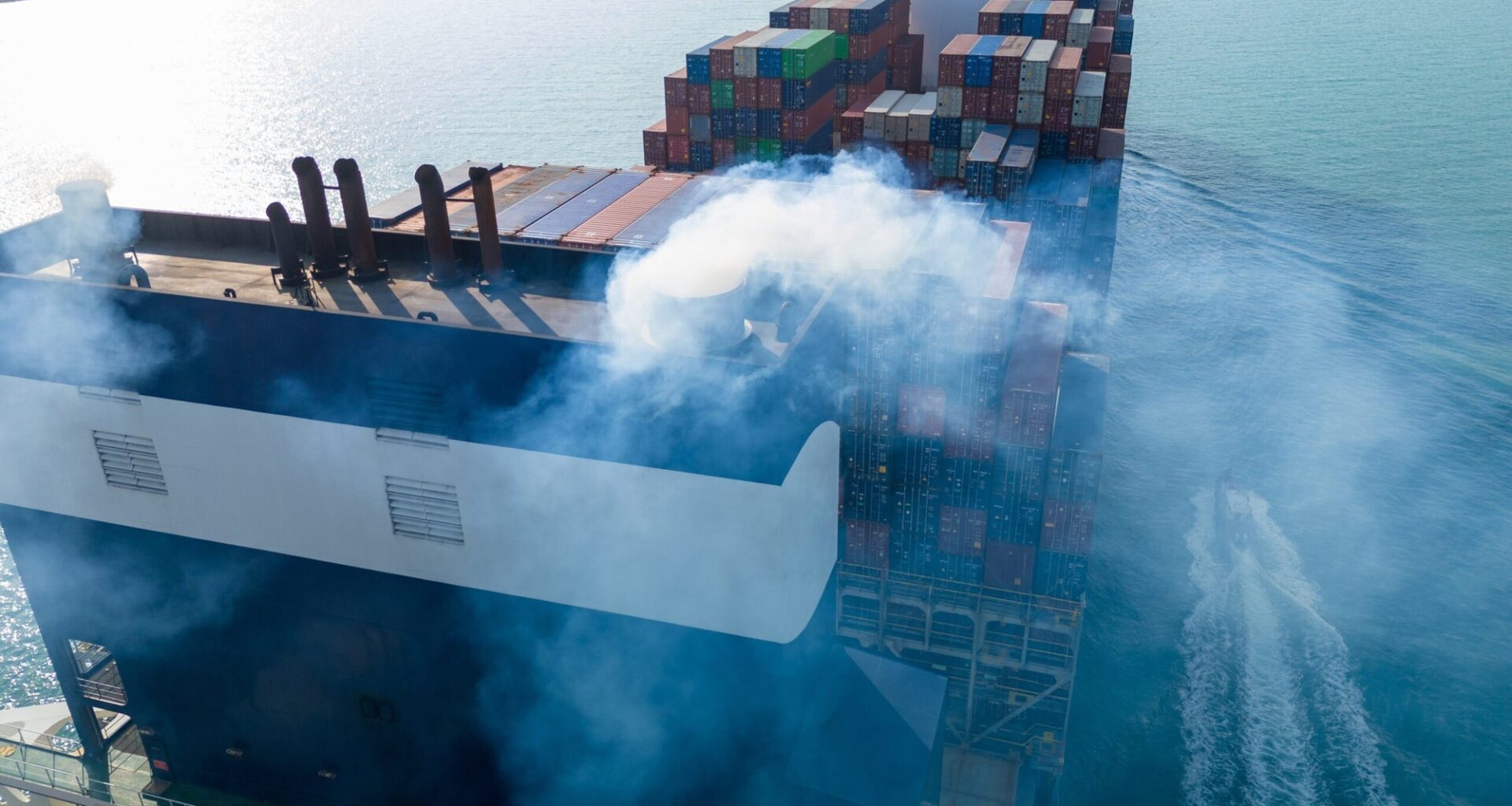 Scientists turn carbon dioxide into fully recyclable high-performance plastics