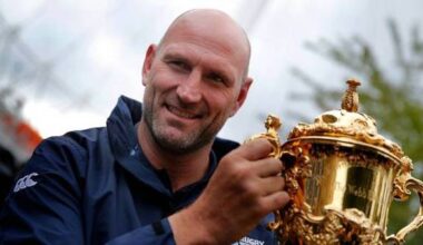 England rugby great Dallaglio to auction off his World Cup winner's medal