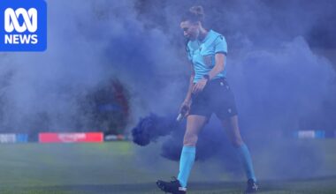 Manchester City scores Champions League goal against Bayern Munich with flare on pitch