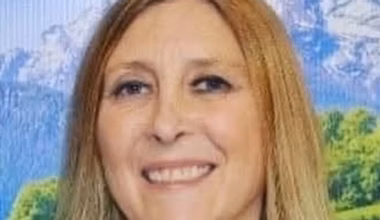 Jane Faulder, 60, dies after being struck by car on Monaro Highway