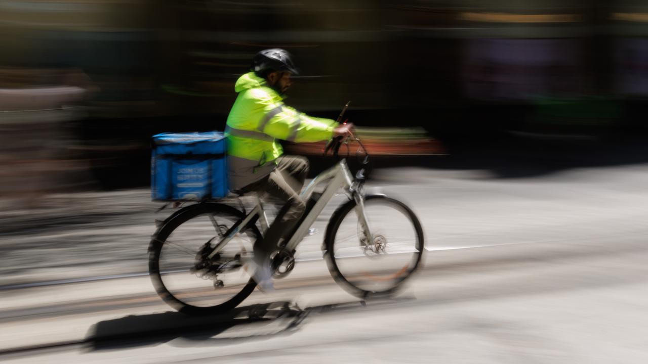 Aussies working two jobs hits all-time high