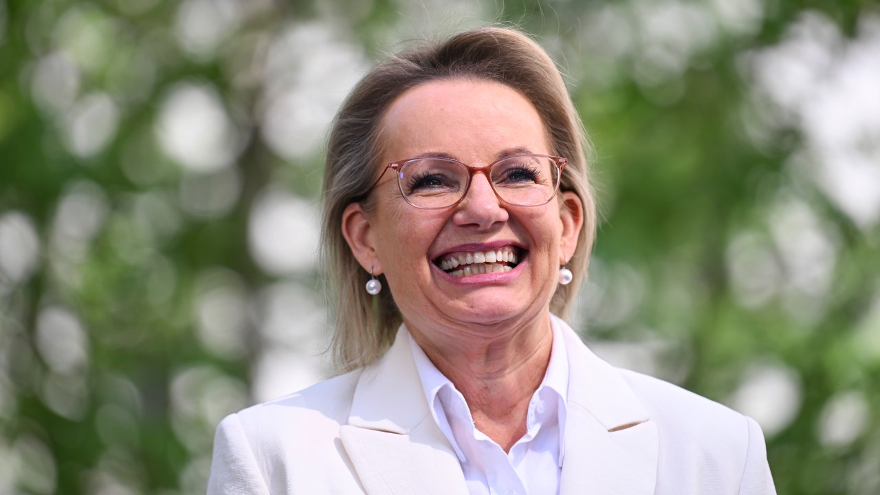 Albanese government appoints former opposition leader Sussan Ley to Snowy Hydro board
