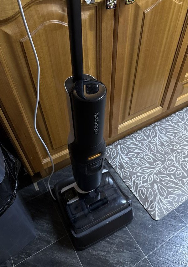 Roborock F25, $399.