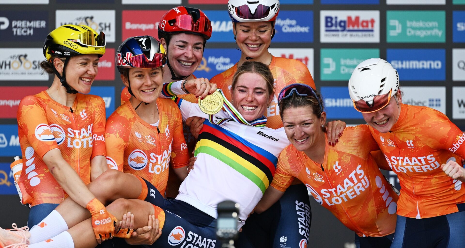 'It's the biggest victory of my career' - Demi Vollering's team-based plan pays off with title in World Championship road race