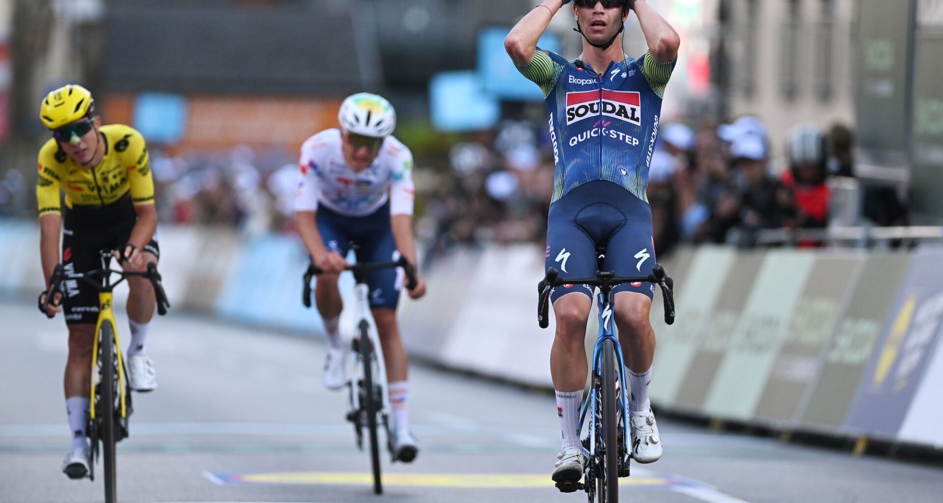 Tour de Luxembourg: Pepijn Reinderink holds off late-race chase to secure stage 3 breakaway victory