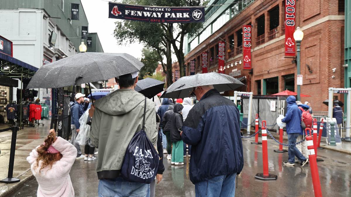 Weather causes MLB to move Red Sox-Cubs series to Florida for rare neutral-site game
