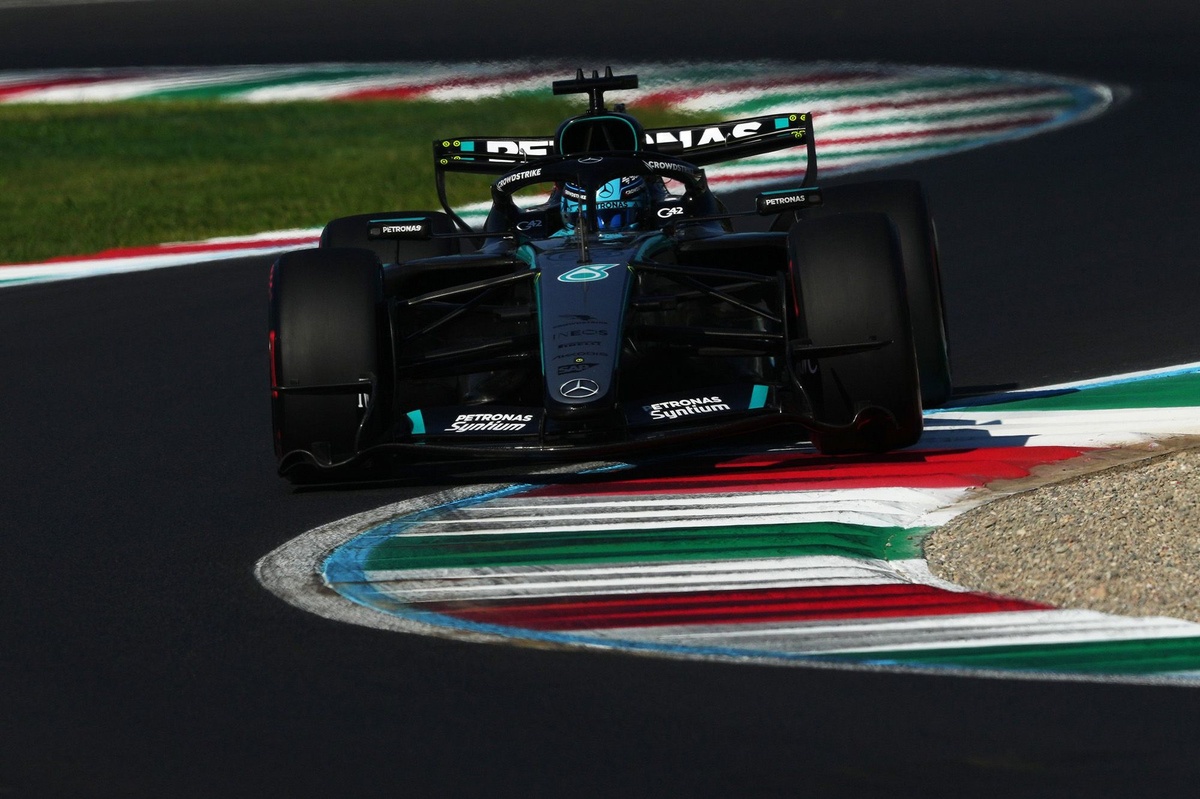 LIVE: F1 Italian GP updates - Russell tops FP3 from Hamilton and Verstappen who trade blows | Live text - Autosport