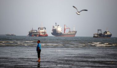 Vessel struck in Strait of Hormuz, UKMTO reports