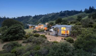 A Frank Gehry Protégé Transformed 20 Blank Acres in Marin—Now it’s On the Market for $4.4 Million