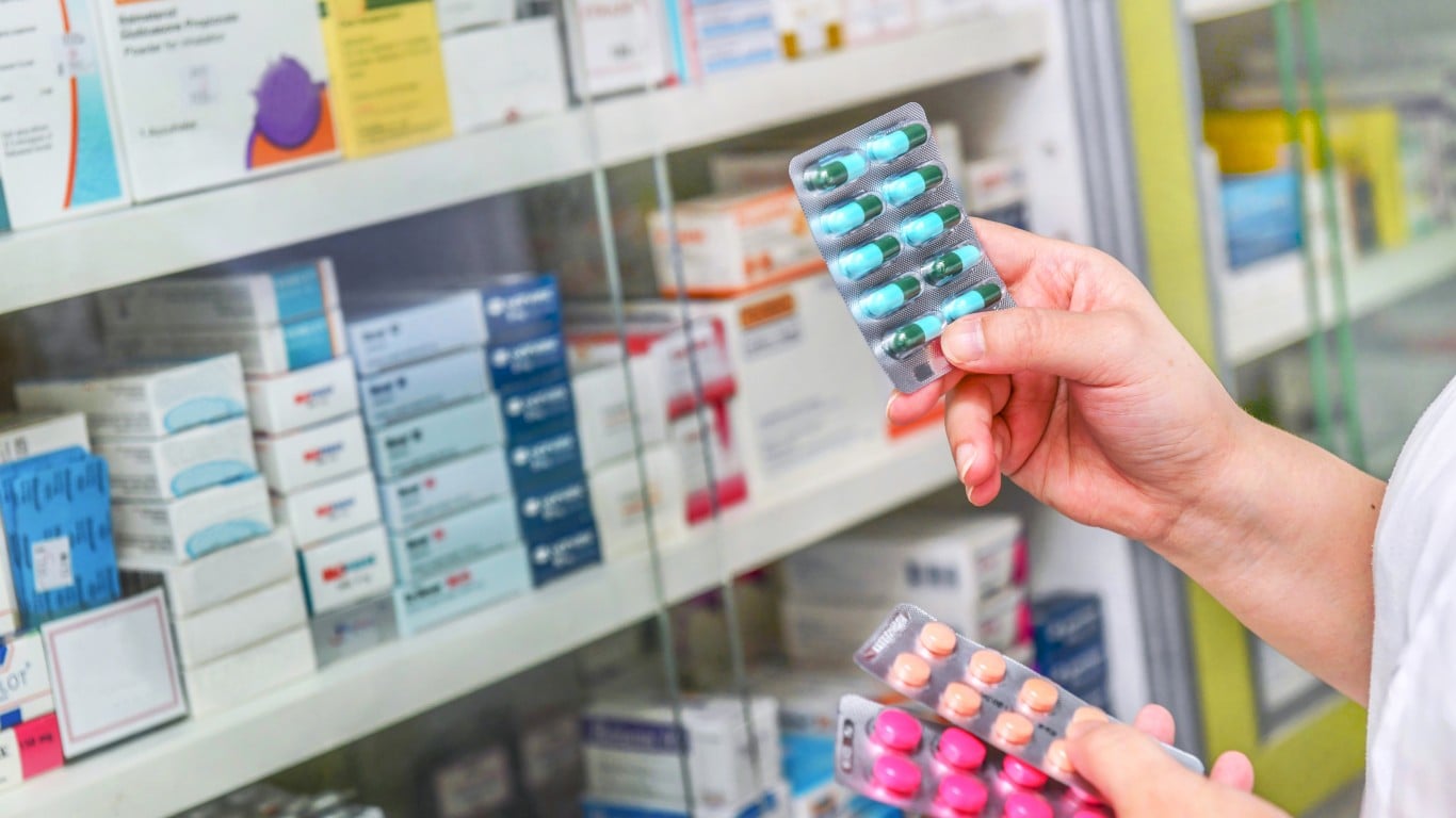 Eli Lilly Vs. Pfizer in 2027: One Is a Much Better Place to Park Your Pharmaceutical Capital Next Year