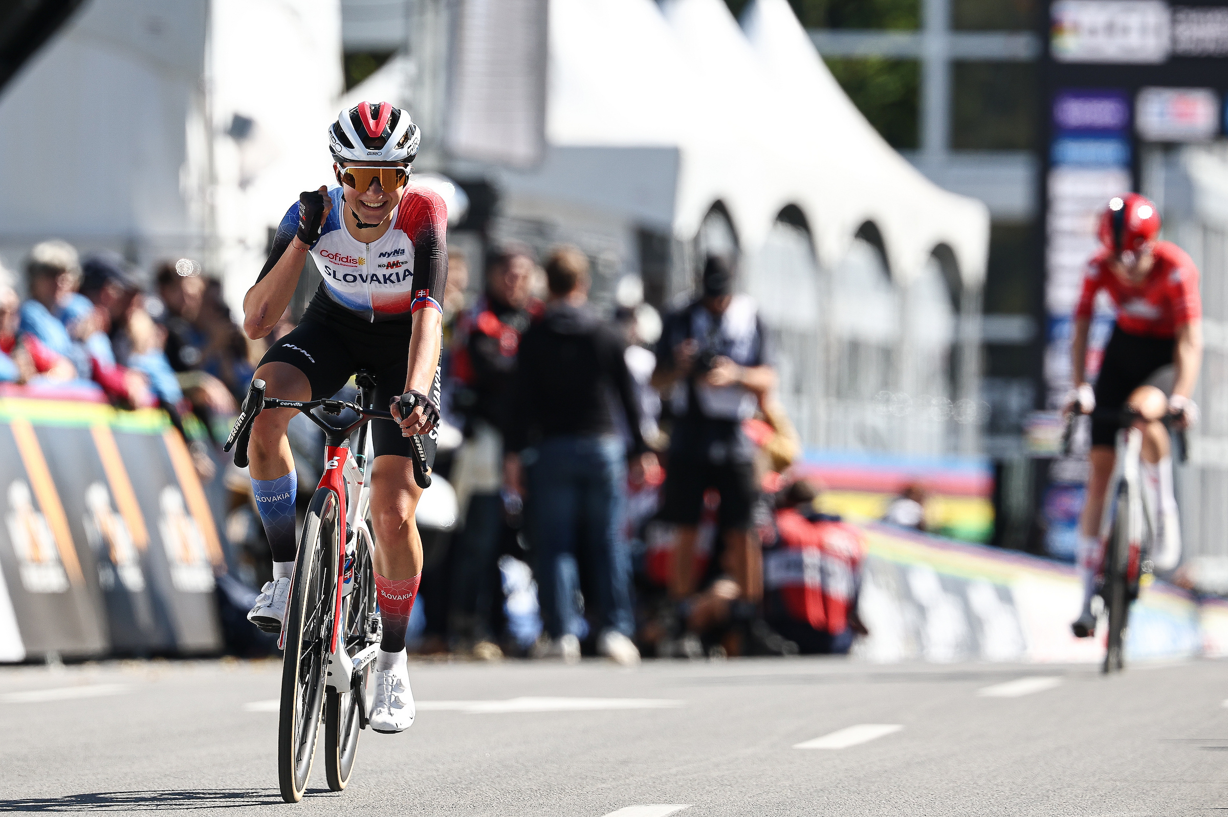 Chladoňov&aacute; ahead of Holmgren