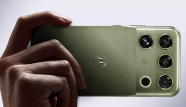 Motorola’s wild-looking Signature 27 runs Qualcomm’s new Extreme chipset