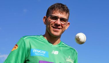Stars strengthen spin stocks as Test bowler returns home
