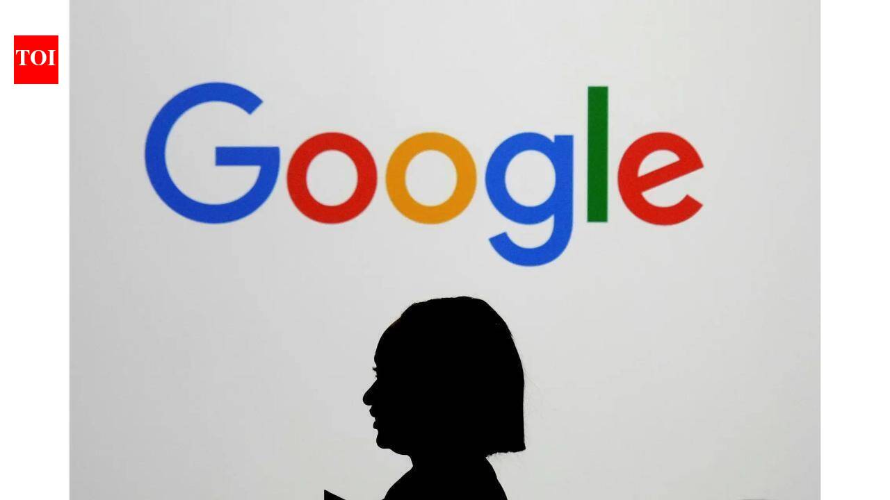 As Google renames 'Lake Ontario' to 'Lake America' in the US; company's 'update' on what users in the US, Canada and 'rest of the world' will see