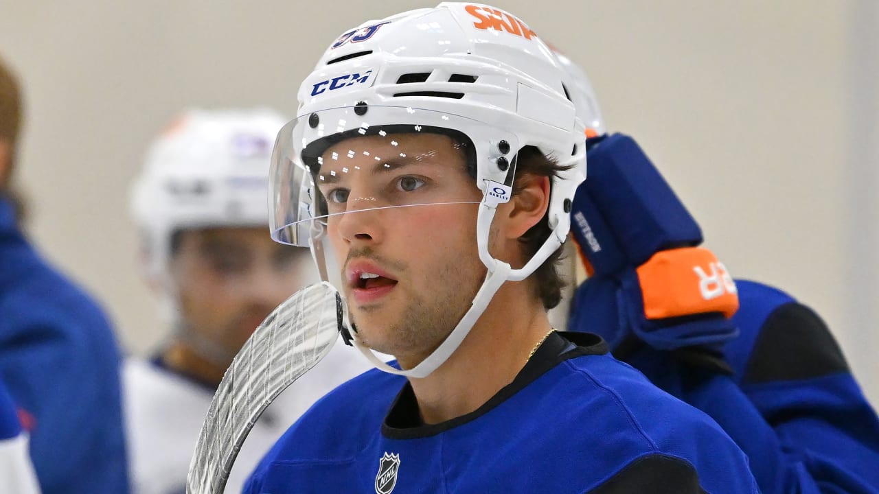 ROOKIE CAMP: Howard looks to showcase growth to earn full-time NHL role
