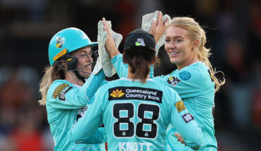 England leggie returns to Heat ahead of WBBL|12