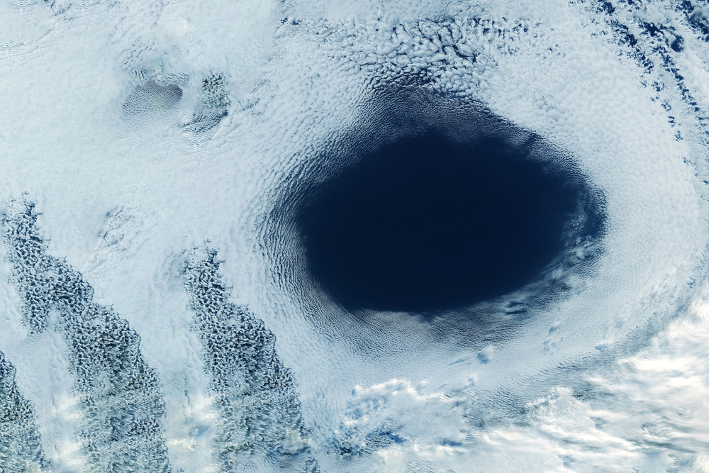 Antarctic ozone hole reaches 25 million km² as growth accelerates