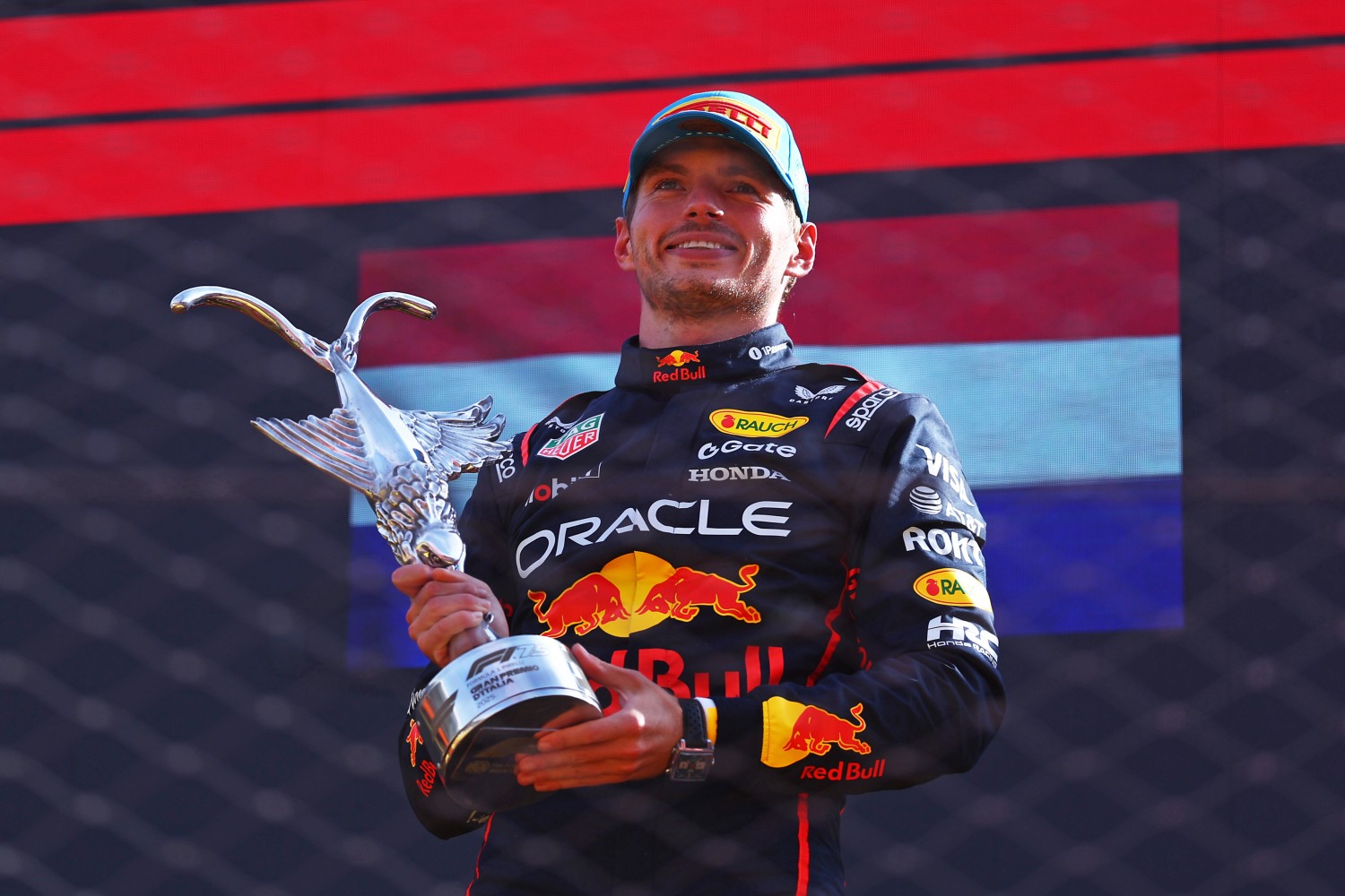 Race winner Max Verstappen of the Netherlands and Oracle Red Bull Racing on the podium with the winners trophy during the F1 Grand Prix of Italy at Autodromo Nazionale Monza on September 07, 2025 in Monza, Italy. (Photo by Peter Fox/Getty Images) // Getty Images / Red Bull Content Pool //