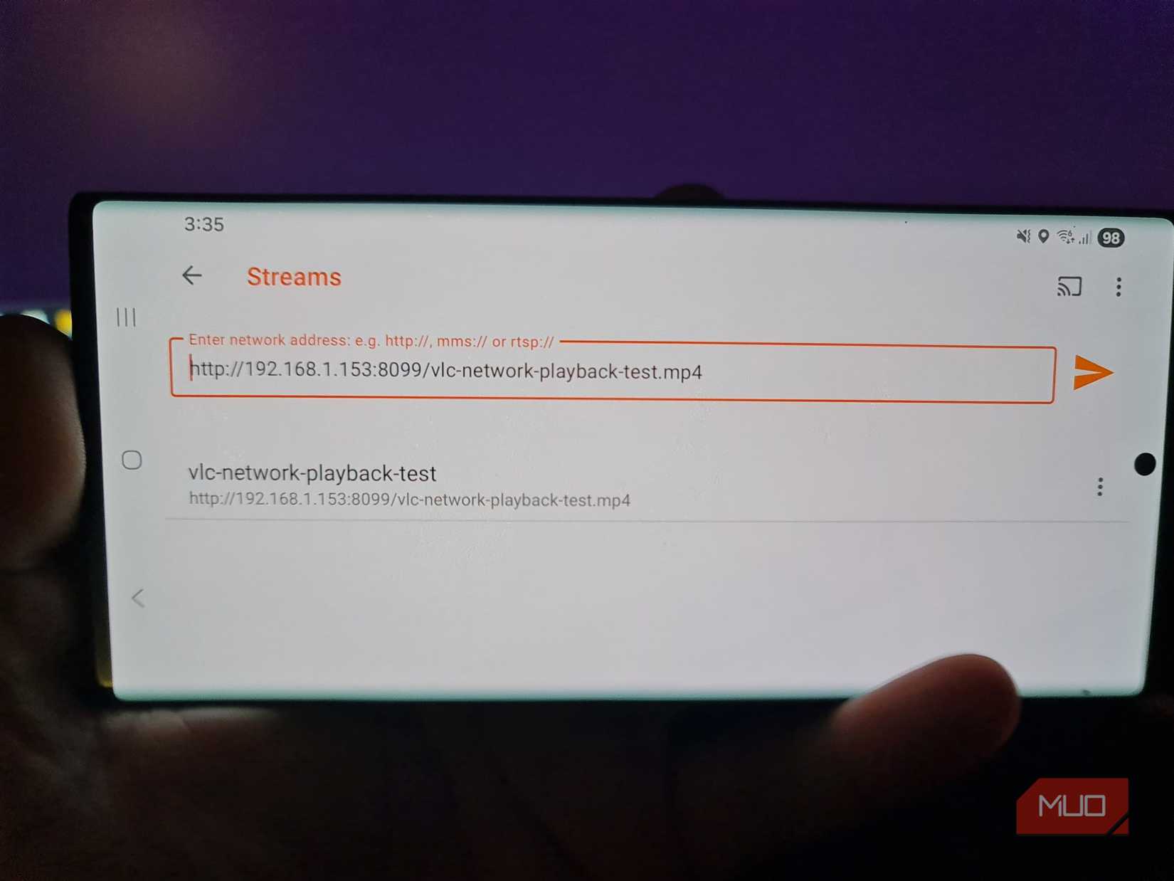 VLC for Android displaying network stream URL input