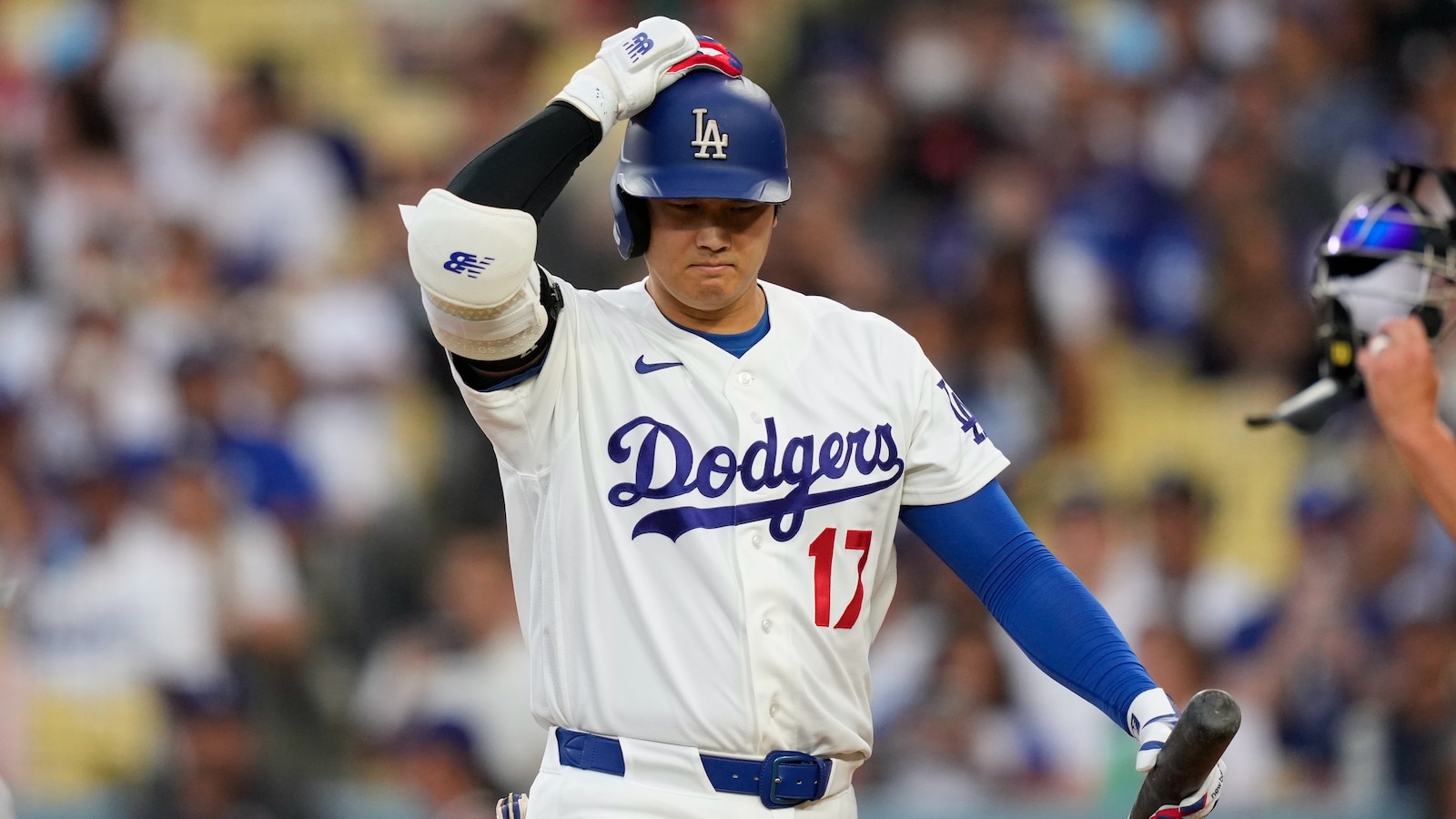 Dodgers star Shohei Ohtani returns to lineup after 4-day break but won't pitch again this season