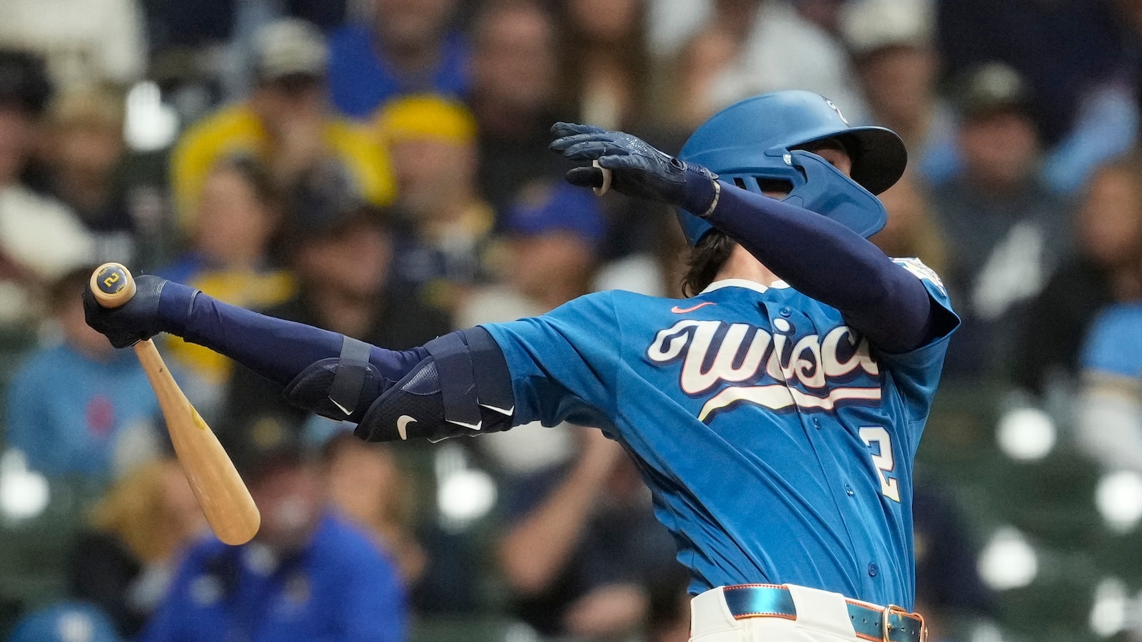Brice Turang hits go-ahead single in eighth inning as Brewers defeat Cardinals 8-4