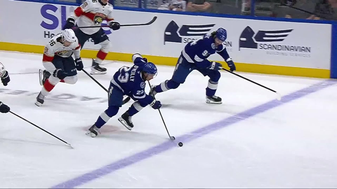 Geekie buries nice feed | NHL.com