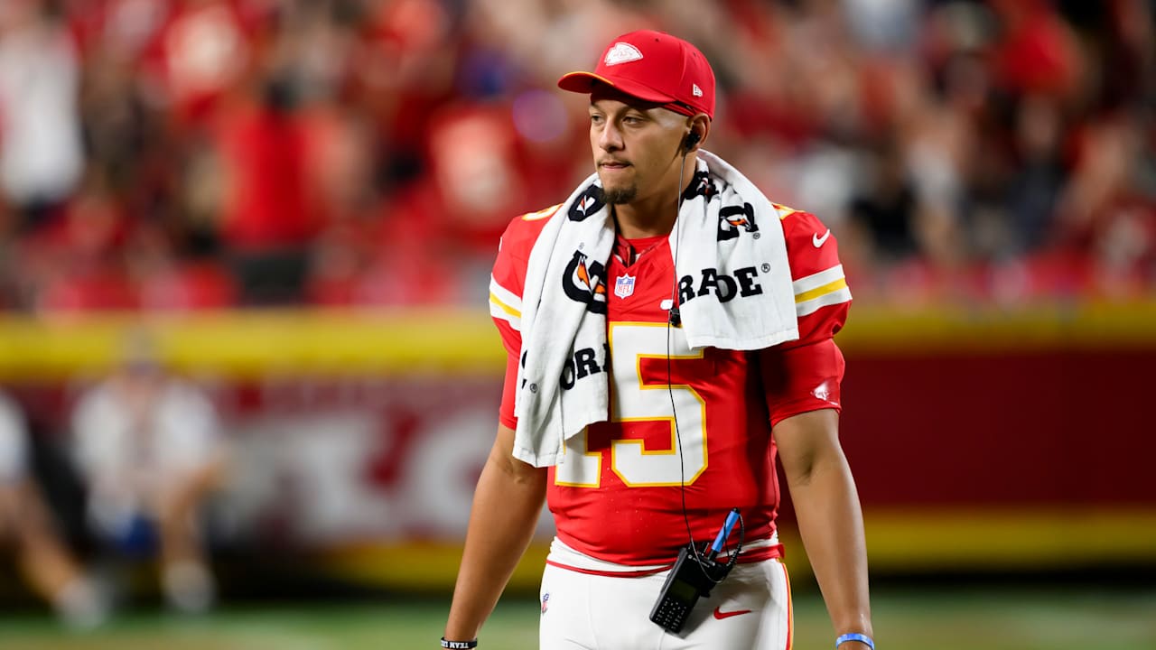 Chiefs QB Patrick Mahomes appears on track to start Week 1 vs. Broncos | Latest NFL News, Analysis & Updates