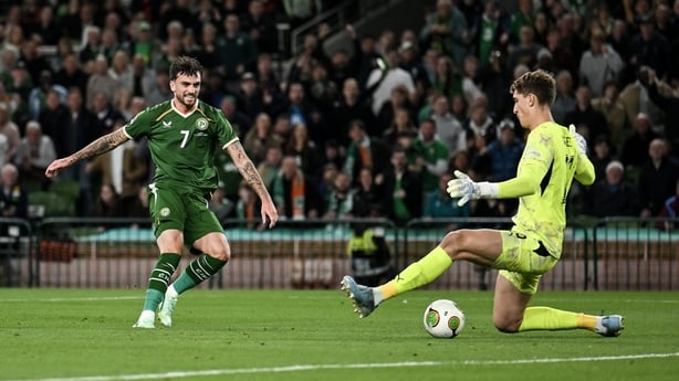 1 October 2026; Troy Parrott of Republic of Ireland shoots to score his side's first goal past Austria goalkeeper Florian Wiegele during the UEFA Nations League B match between the Republic of Ireland and Austria at the Aviva Stadium in Dublin. Photo by Paul Phelan/Sportsfile
