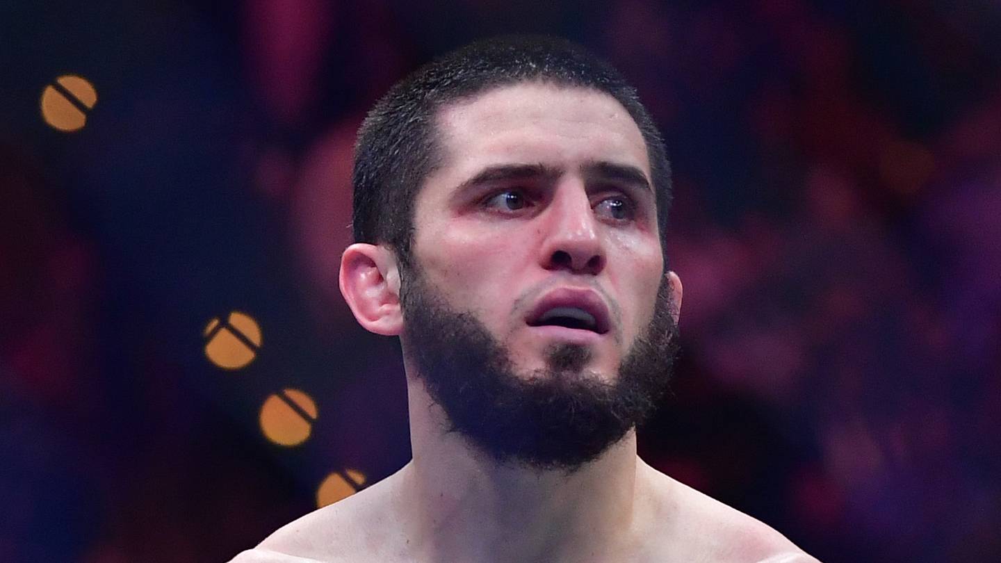 30-Fight UFC Veteran Blasts UFC for Making Interim Belt in Islam Makhachev's Division