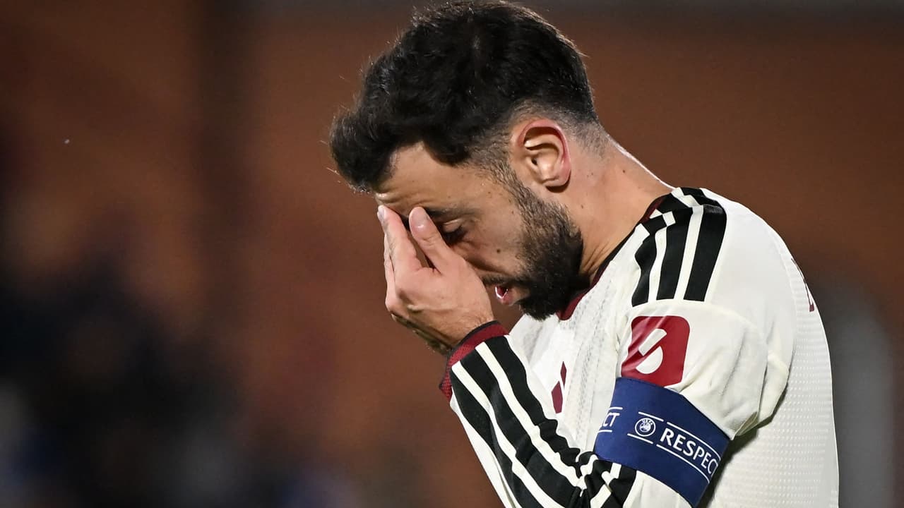 Manchester United captain Bruno Fernandes has been critical of the team’s game plan under Michael Carrick. (Photo by PIERO CRUCIATTI / AFP)