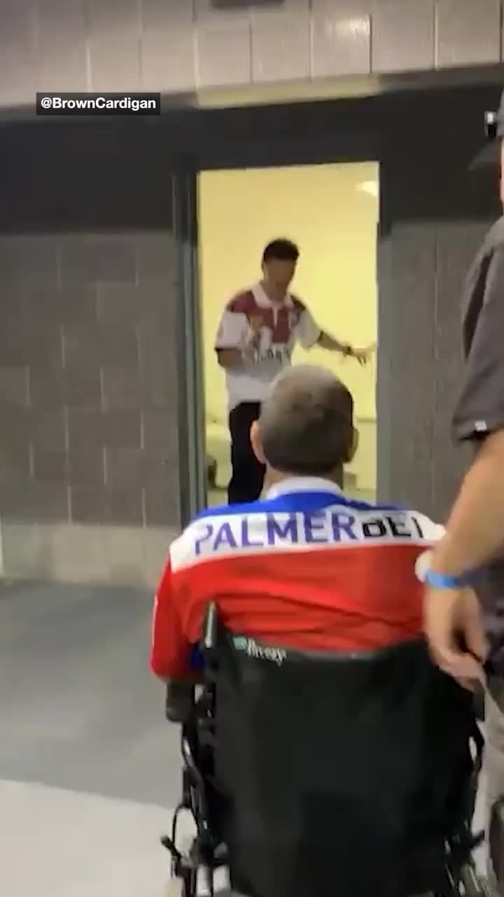 Moment you realise you’re the worst bloke at the NRL grand final