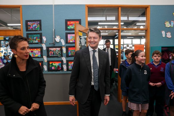 Premier Ben Carroll and Victorian Education Minister Gabrielle Williams have signed an agreement with the Commonwealth for schools funding.