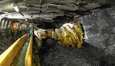 Yancoal Australia (ASX:YAL) Is Back In Focus, But What Is Driving It?