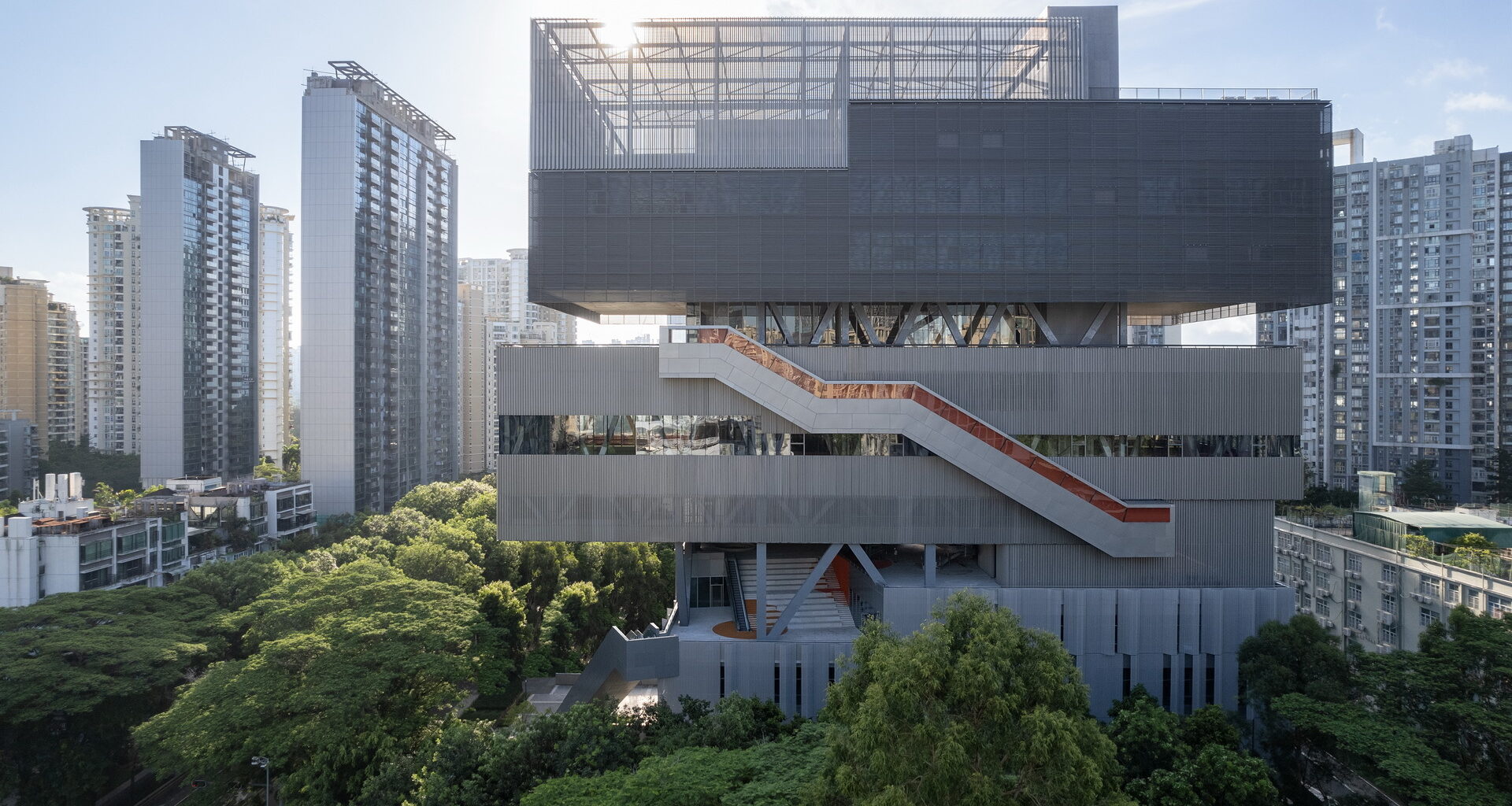 Yuehai Culture and Sports Center / MENG YAN | URBANUS