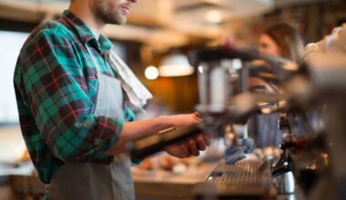 Western Australia cafes and pubs: What interest rate hikes and cost of living pressures mean for local hospitality sector