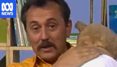 Play School presenter Alister Smart dies aged 90