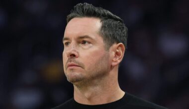 Lakers Expected to Cut Ties With 6'6" SF After 'Sad' Performance Versus Warriors