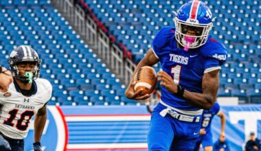 Football Falls to UT Martin Despite Lee’s Four Touchdown Passes