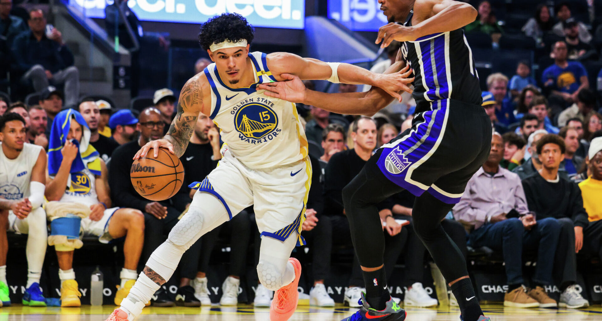 Golden State Warriors, with Stephen Curry in minor role, beat Kings