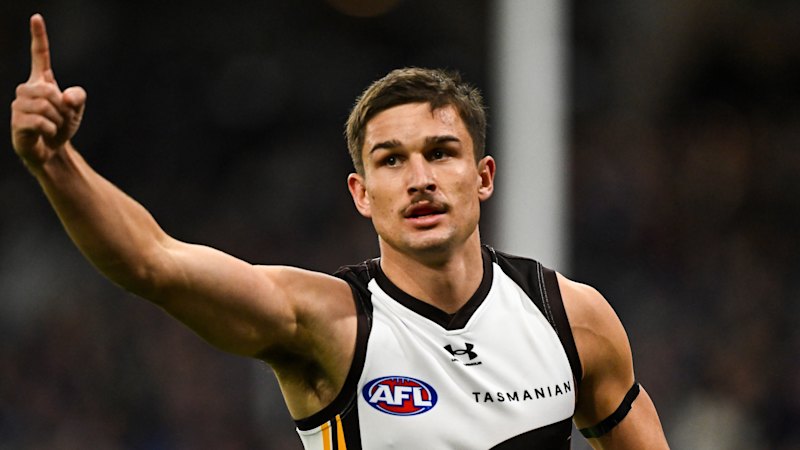 Gold Coast poised to get Hawthorn forwards Aiden Schubert and Sam Butler days after Ben King became a Hawk