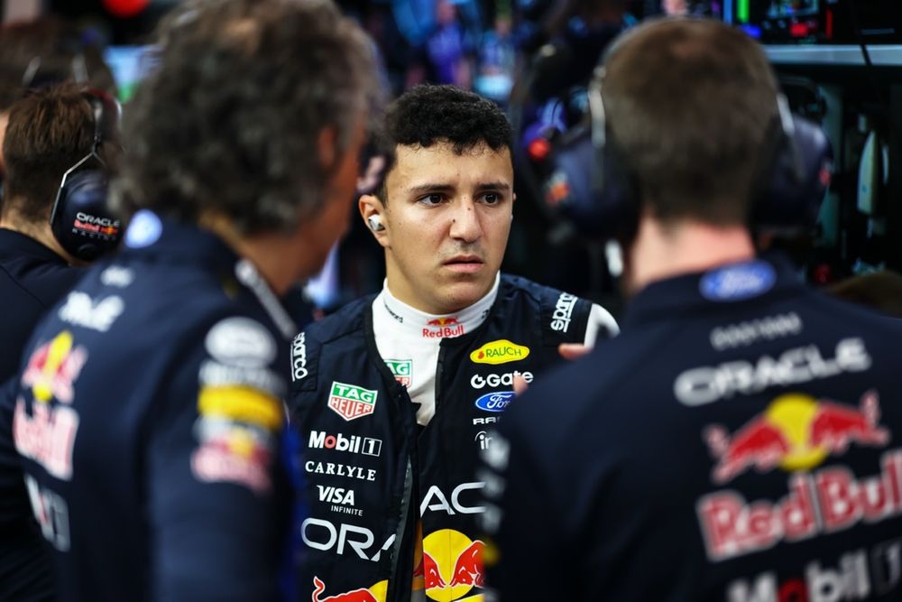 Laurent Mekies, Red Bull Racing Team Principal, Isack Hadjar, Red Bull Racing