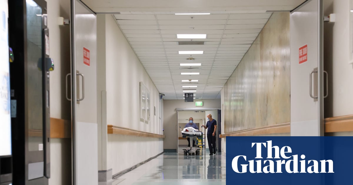 Indigenous woman shackled to hospital bed while in labour in Queensland | Prisons
