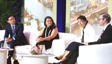 Asia's AI boom is benefiting business owners, not consumers, economists say