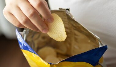 Study: The Nutrition Facts of Comfort Foods in the United States: Results from the Census-Matched Eating in America Study. Image Credit: Kwangmoozaa / Shutterstock