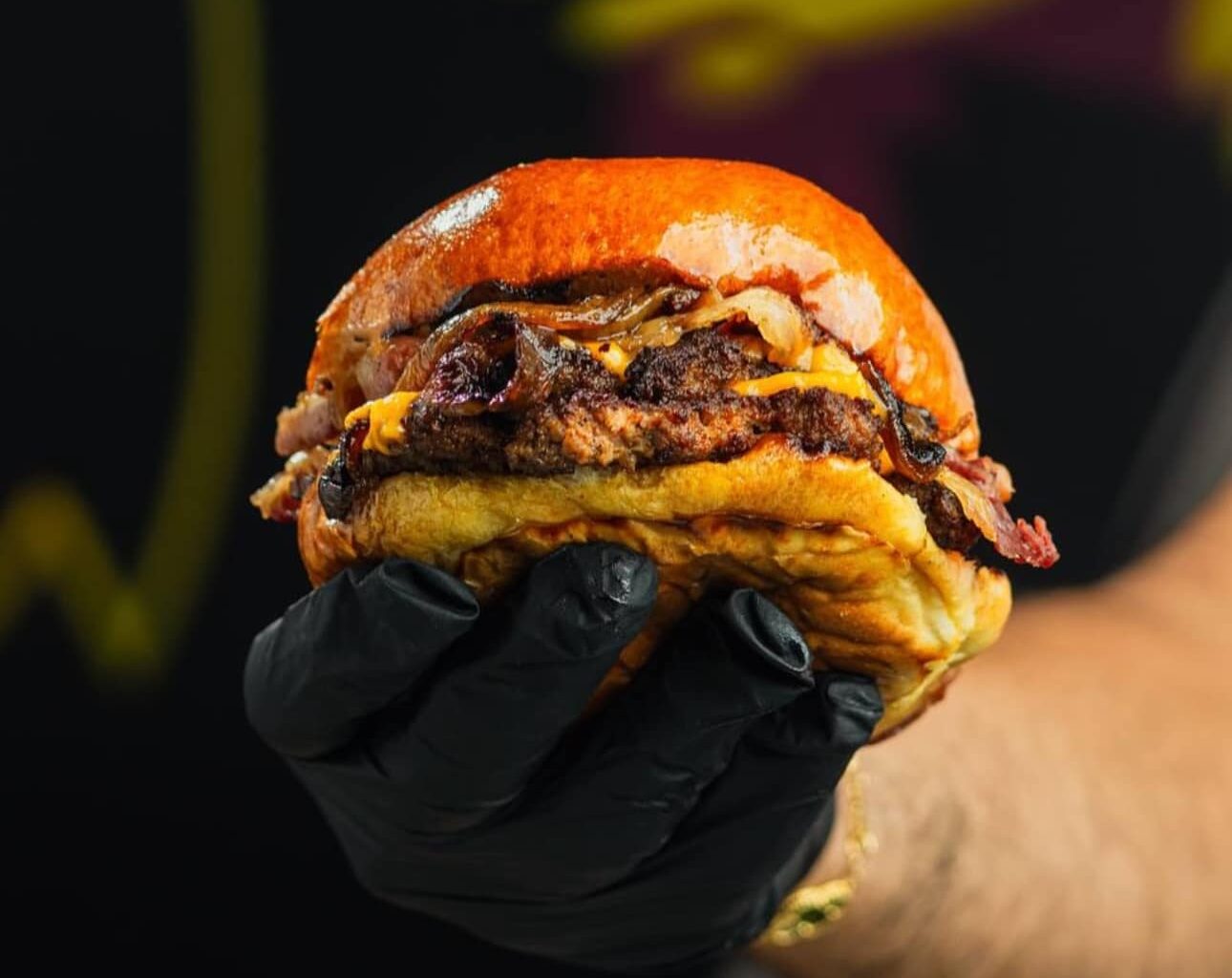 Smash House kosher cheeseburger