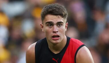 AFL: Essendon’s Sullivan Robey has knee surgery after medial tear