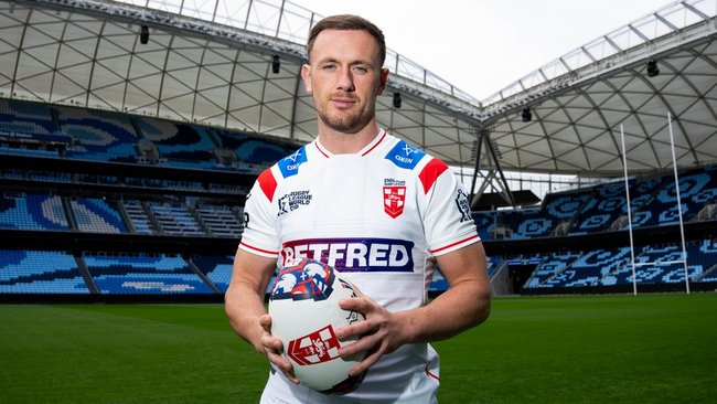 Ben Currie's England teammates took an interesting path to Perth for their World Cup opener. 