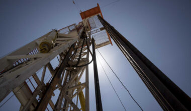 U.S. Oil Drilling Continues to Inch Upward