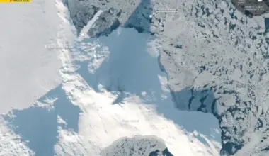 Mount Erebus casts a 35-kilometre-long shadow over Antarctic sea ice | EU Space Support Office